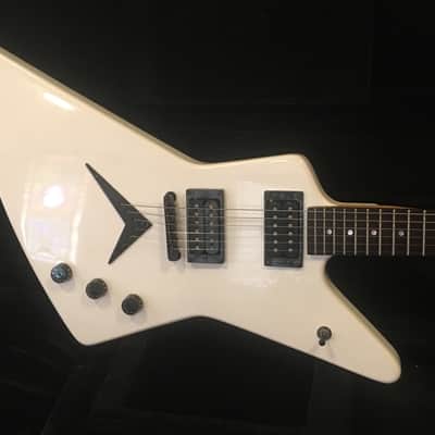 Dean Z-X EXPLORER - RARE Diamond White - Dean Hardshell Case | Reverb