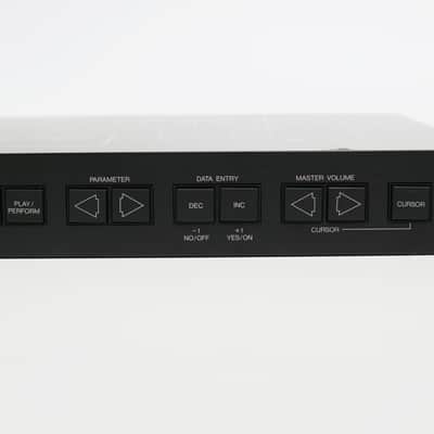YAMAHA TX81Z image 4