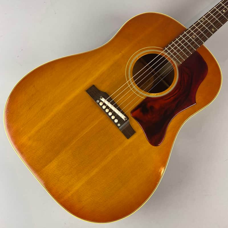 Gibson J-45 1965 - Sunburst Burst Exceptional one of these! Original Hardshell Gibson Case No Issues!