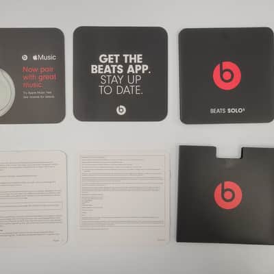Beats Solo 3 Headphones image 15