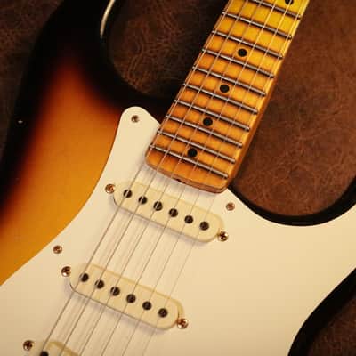 Fender Custom Shop 1957 Stratocaster Relic in Faded Aged 2-tone Sunburst image 3
