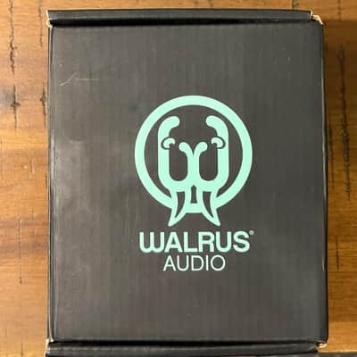 Walrus Audio Lillian Multi-Stage Analog Phaser - Blue image 4