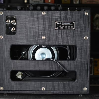 Supro 1822R Delta King 12 15-Watt 1x12" Guitar Combo 2021 - Present - Black / Black Stripes image 3