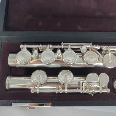 Yamaha flute YFL-514 MINT condition EC cut solid silver headjoint image 2