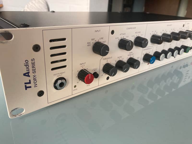 TL Audio Ivory VP5051 2000's - creamy white image 1