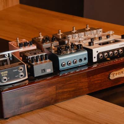 Hands Custom Pedalboard Supreme  Imbuia "16x32" image 6