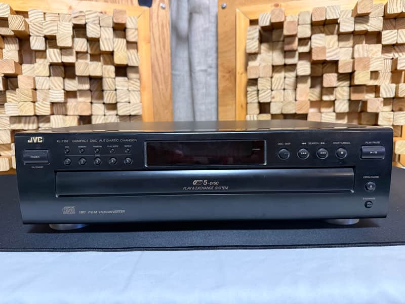 JVC XL-F152BK 5-Disc Automatic CD Changer – Tested & Working – 1996