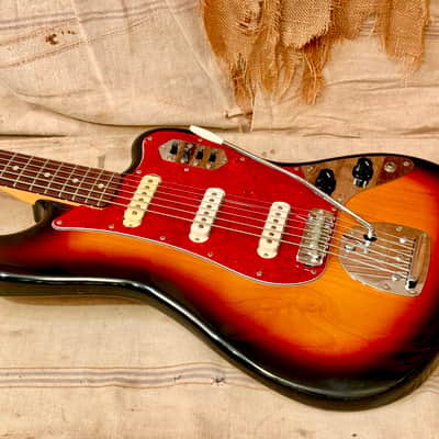 Fender MIJ Bass VI 1993 - Sunburst image 16