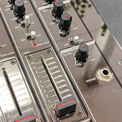Vestax PMC-17A 3-Channel Analog DJ Mixer | Reverb Canada