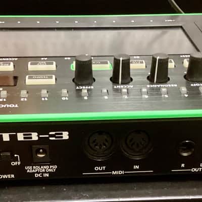Roland TB-3 AIRA Touch Bassline Synthesizer 2014  with desksaver image 4
