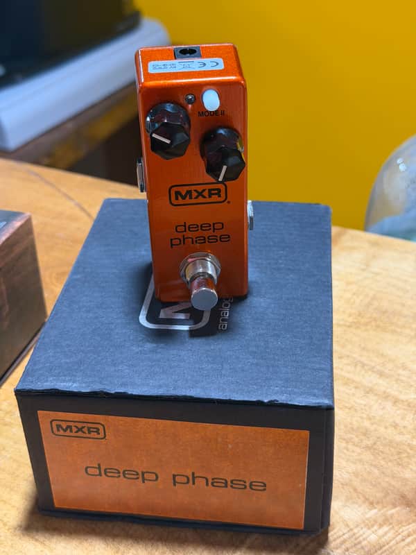 MXR M279 Deep Phase