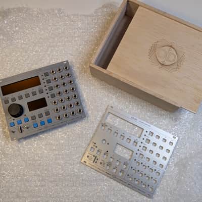 Orthogonal Devices ER-301 REV 10 with additional panel image 2