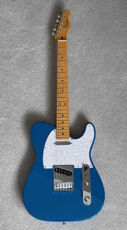 Fender Player II Modified Telecaster MN 2025-26 - Electric Blue