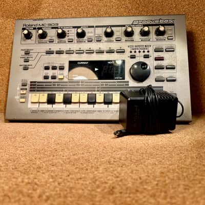 Roland MC-303 Groovebox 1990s – Serviced – Warranty