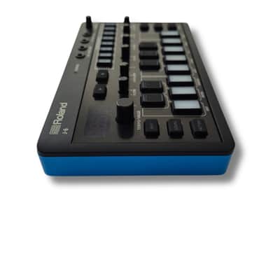 Roland J-6 AIRA Compact Chord Synthesizer 2022 - Present - Black image 6