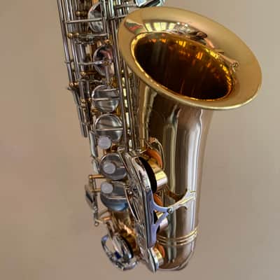 Jupiter JAS-769-II Intermediate Alto Saxophone image 11