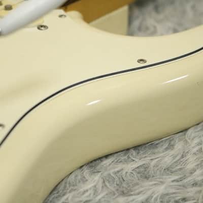 1990’s Fender Japan FUJIGEN Made Stratocaster ST-40 Vintage White finish Made in Japan image 9