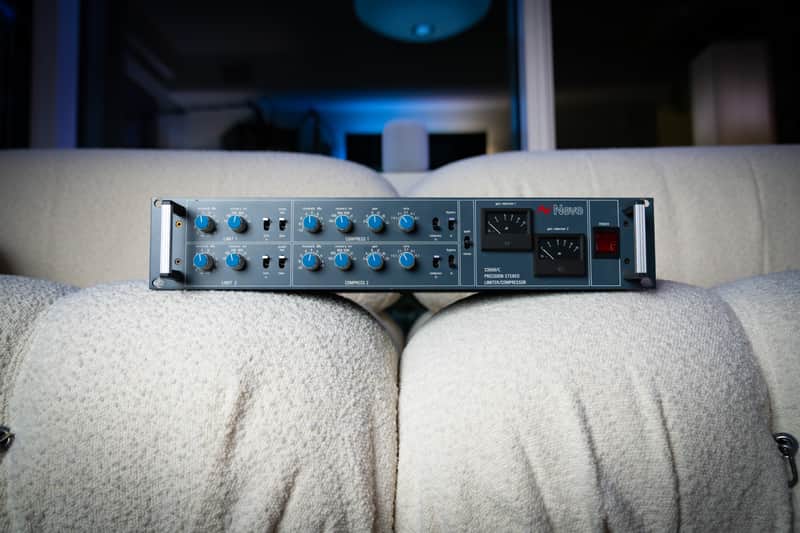 Vintage Neve 33609 C Stereo Compressor / Limiter image 1