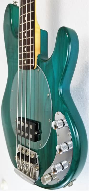 【オム】MusicMan StingRay 1988年製 3EQ メイプル オム】MusicMan StingRay 1988年製 3EQ メイプル オム】MusicMan