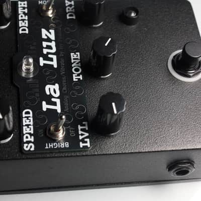 Ivy Pedals La Luz 2025 - All-Black + always-on LFO LED image 6