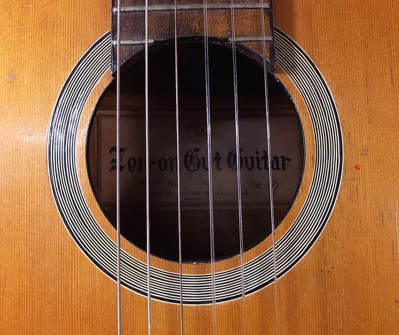 Vintage Zen-On Gut Guitar Seisaku-SHO Japan Model 50 Natural Full