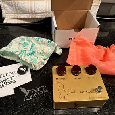 Pelican Noiseworks Pelitaur Fuzz 2010s - Gold image 5
