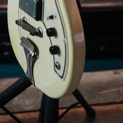 Circa 1960 Supro Super Single, model 1507 image 4