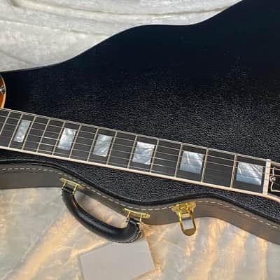 NEW! Gibson Dealer Select Custom Shop Les Paul Custom AAA Figured Flame Top - Transparent Blue / Natural Back - Authorized Dealer - WOW! 8.9 lbs - G06607 image 3