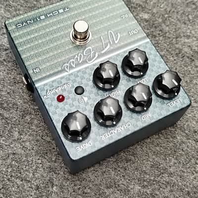 Tech 21 SansAmp Character Series VT Bass V2 2010s - Graphic image 2