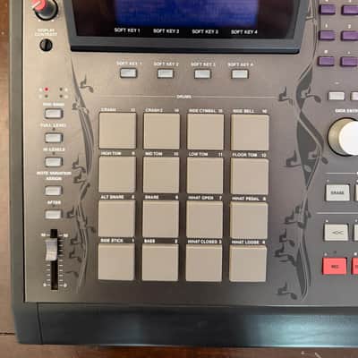 Akai MPC3000LE MIDI Production Center 1999 - 2001 - Black image 4