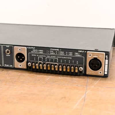 BSS DPR-402 Two-Channel Compressor/Limiter/De-Esser CG01XQY image 7