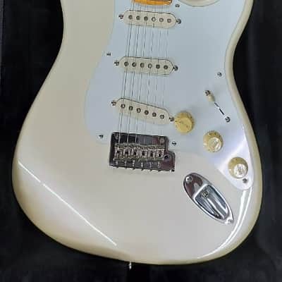 Fender Lincoln Brewster Stratocaster®, Maple Fingerboard, Olympic Pearl Finish image 3