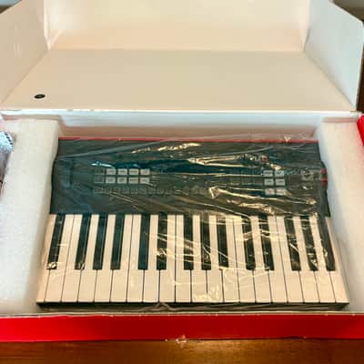 UNO Synth Pro Analog Synthesizer with 37-Full Size Keys image 8