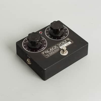 Black Volt Amplification VFUZZ Fuzz Effect (2019), ser. #086. image 3