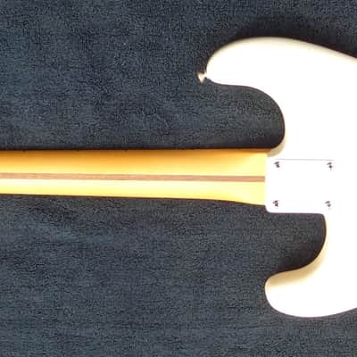 Fender Nile Rodgers Hitmaker Stratocaster 2022 - Olympic white nitro image 6