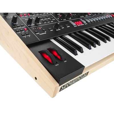 SEQUENTIAL TRIGON-6 - 49-Key 6-Voice Polyphonic Synthesizer - B-STOCK image 2