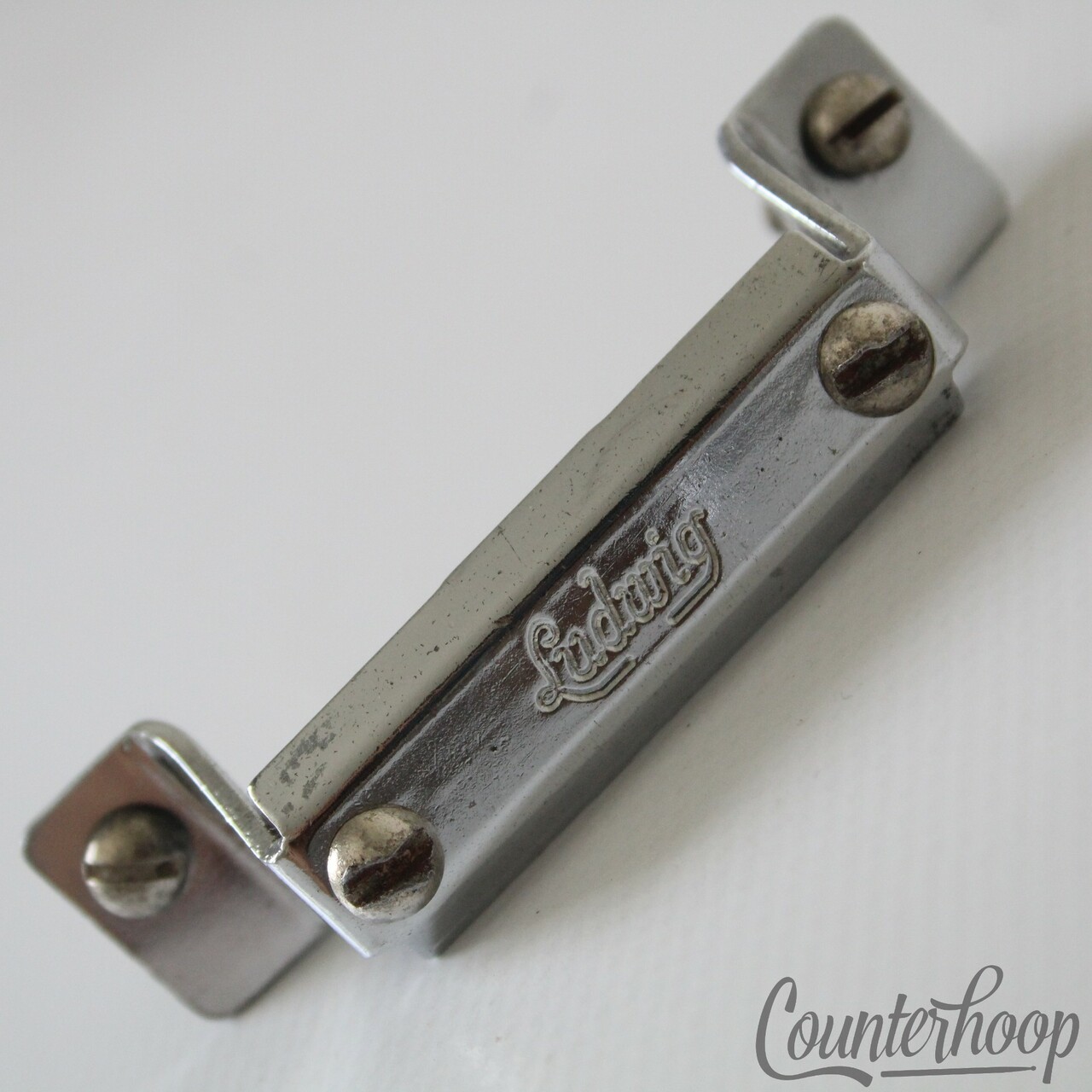 Ludwig P32 Butt Plate Script Logo Snare Drum Part Strainer Holder Vintage 60s US — main photograph