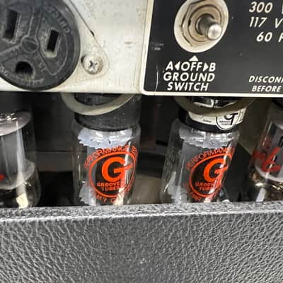 Fender Twin Reverb 2-Channel 100-Watt 2x12" Guitar Combo 1972 - 1976 - Silverface image 14