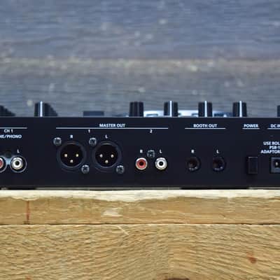 Roland DJ-505 DJ Controller Two-channel Four-Deck Controller for Serato DJ Pro image 8