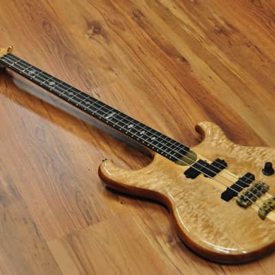 Alembic Persuader Bass Quilted Maple image 4