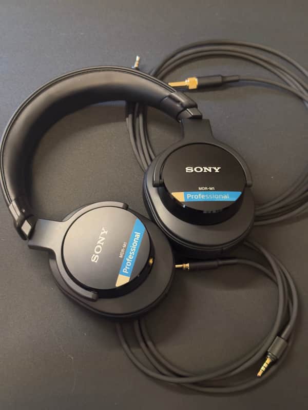 Sony MDR-M1 Closed Monitor Headphones image 1