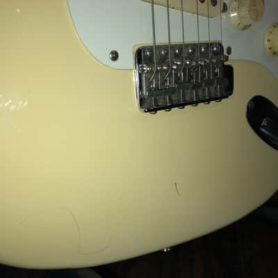 Fernandes-1980's-Limited Edition- Electric Guitar  - Cream image 8