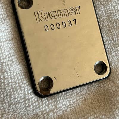 Kramer Globe Logo Neck Plate 1984 - Chrome image 3
