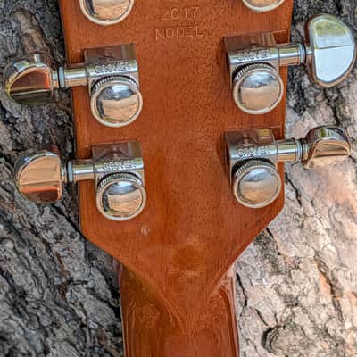 Gibson Les Paul Classic 2017 - Goldtop image 11