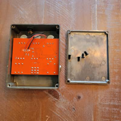 GOKKO Plexibox Guitar Distortion Effects Pedal - Gold image 2