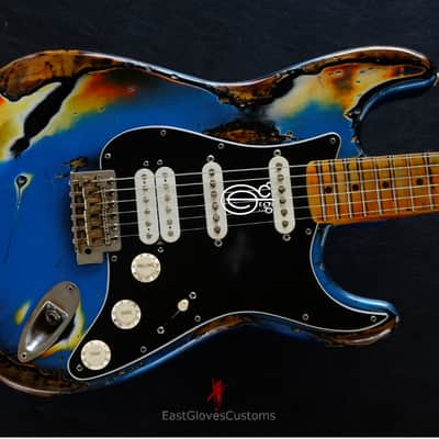 Fender Stratocaster Special Edition HSS Pelham Blue/Sunburst Heavy Aged Relic by East Gloves Customs image 9