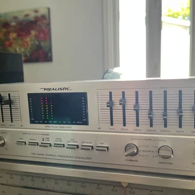 Realistic 31-2010 equalizer 1985-1989 - Silver image 8