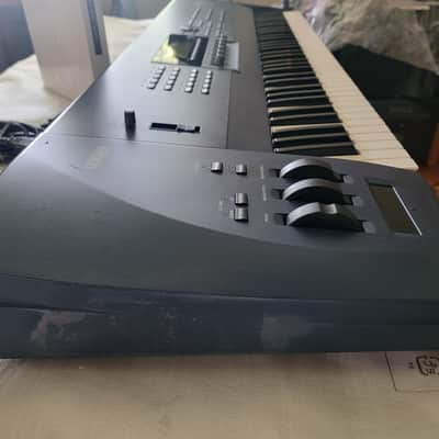 Yamaha EX5 Synthesizer Sampler Workstation 76 Keyboard W/ Aftertouch AWM VL FM floppies & Manual image 5