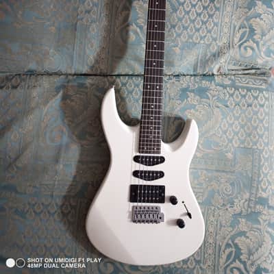 Yamaha RGX 112 1987 White image 1