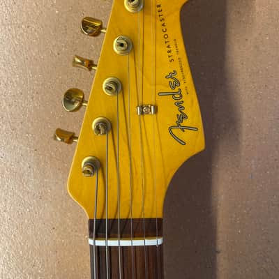 Fender Stevie Ray Vaughan Stratocaster with Pau Ferro Fretboard 2010 - Present - 3-Color Sunburst image 2